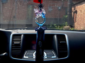 如何選擇適合的汽車開(kāi)運(yùn)佩飾